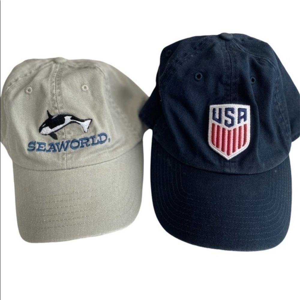 Man’s 🧢 set of 2‎